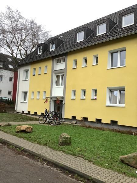 Gemütliche 3-Zimmer-Wohnung im DG , einzugsbereit! zimmer