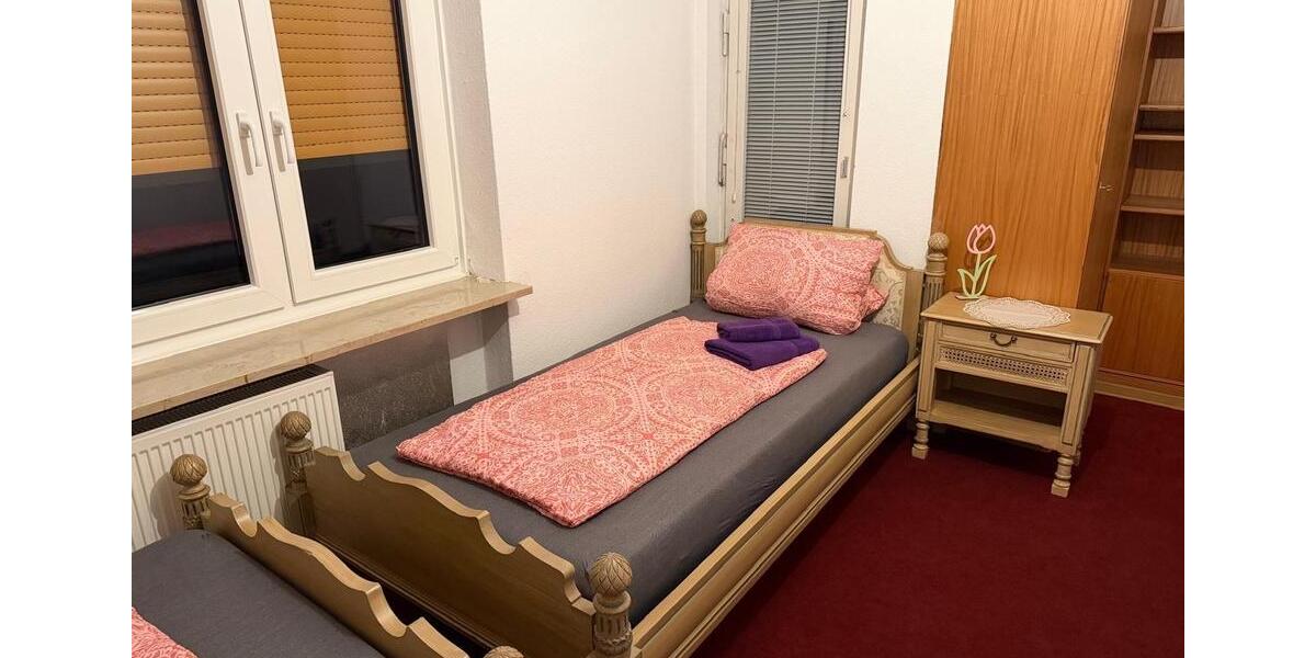 Wohnen auf Zeit Holzkirchen - 4 Zimmer, 170 m&sup2;, 500&euro; | Angebot:24872767