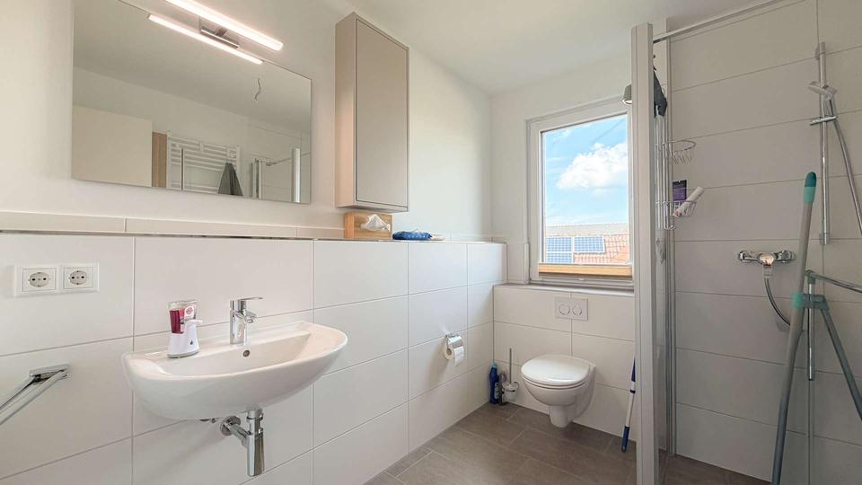 Etagenwohnung Henstedt-Ulzburg Ulzburg - 4.5 Zimmer, 94 m&sup2;, 1.555&euro; | Angebot:26231576