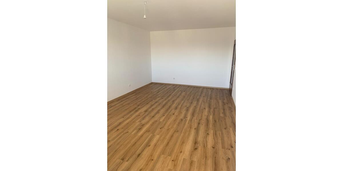 Etagenwohnung Ainring - 2 Zimmer, 68 m&sup2;, 800&euro; | Angebot:26620651