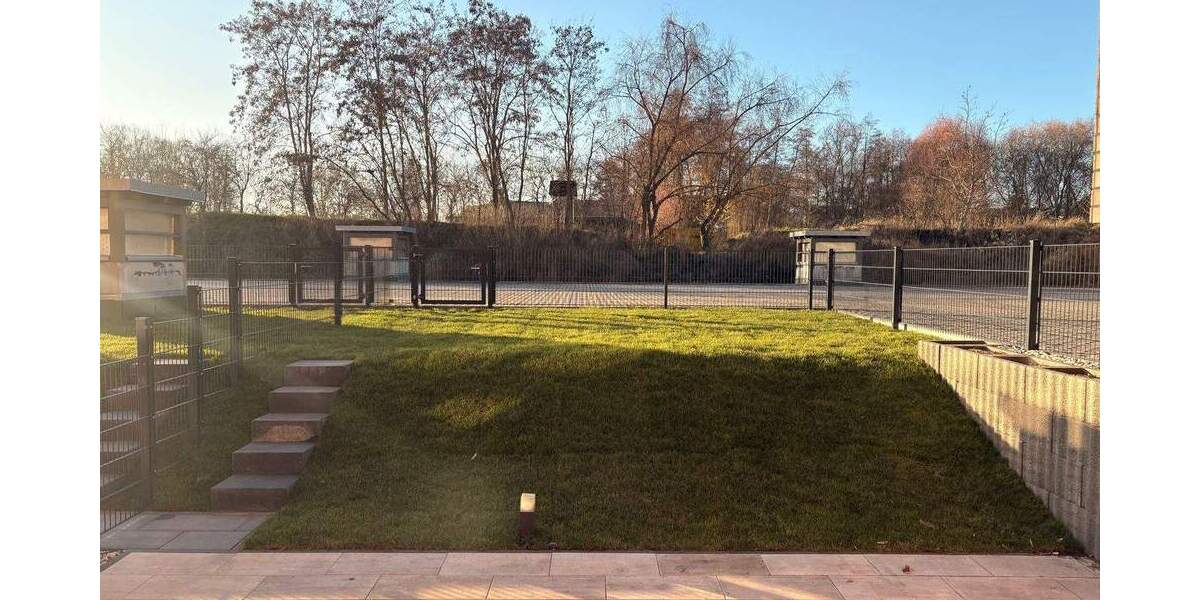 Familientraum! Erstbezug im 140m²- Reihenhaus mit eigenem Garten! 4 zimmer