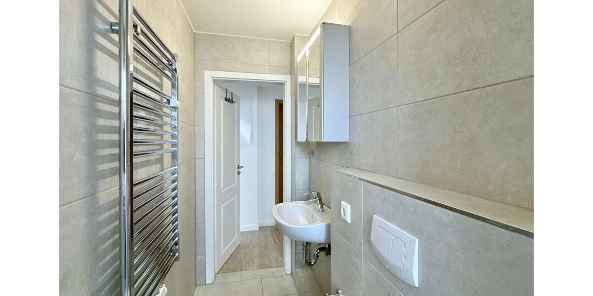 Dachgeschoßwohnung Rostock Hansaviertel - 3 Zimmer, 56 m&sup2;, 1.140&euro; | Angebot:24754744