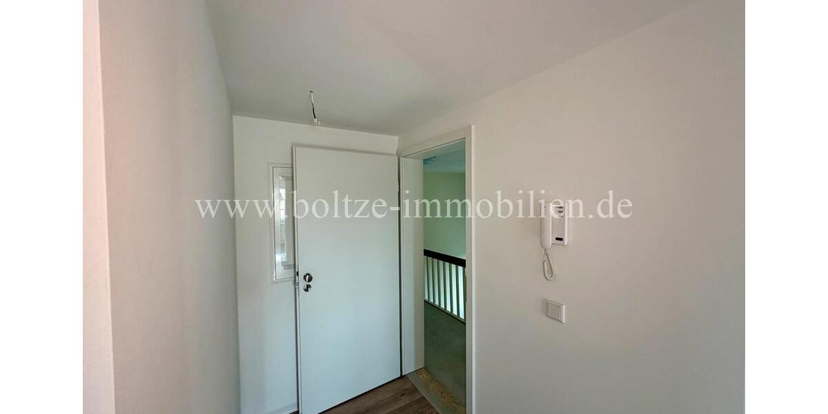 Dachgeschoßwohnung Naumburg (Saale) - 2 Zimmer, 44 m&sup2;, 310&euro; | Angebot:25806754