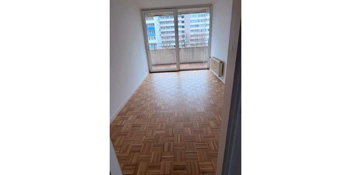Etagenwohnung Maintal - 3 Zimmer, 100 m&sup2;, 1.850&euro; | Angebot:24535665