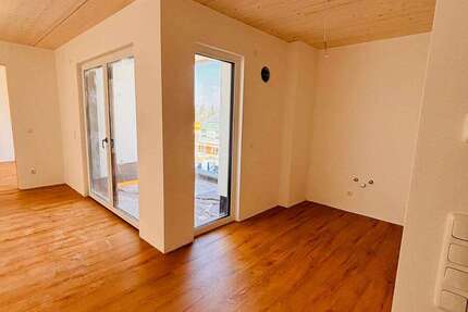 Wohnung Straubing - 3 Zimmer, 69 m&sup2;, 765&euro; | Angebot:25866983