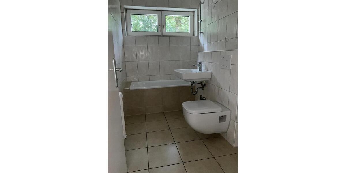 Erdgeschoßwohnung Neunkirchen - 3 Zimmer, 74 m&sup2;, 479&euro; | Angebot:26356332