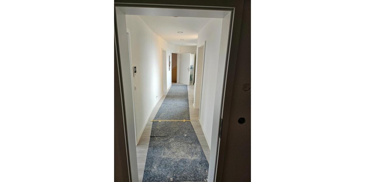 Etagenwohnung Apolda - 3 Zimmer, 82 m&sup2;, 730&euro; | Angebot:26539584