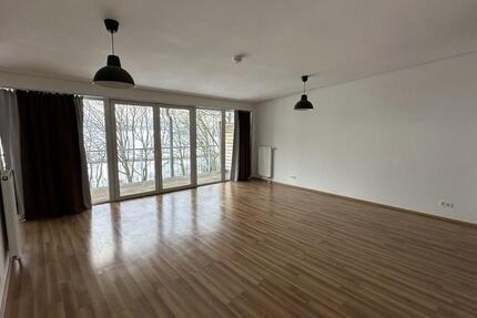 Wohnung Amberg - 2 Zimmer, 73 m&sup2;, 765&euro; | Angebot:24769100