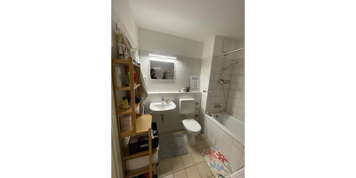 Etagenwohnung Hannover Buchholz-Kleefeld - 2 Zimmer, 61 m&sup2;, 1.000&euro; | Angebot:26688836