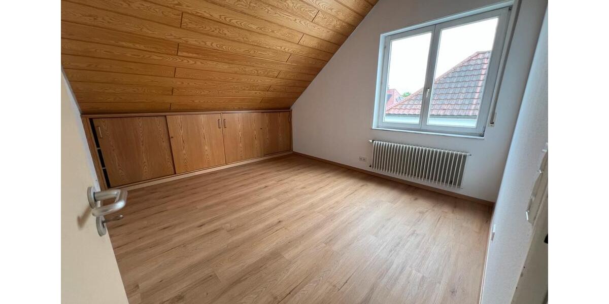Maisonettenwohnung Stuttgart Fasanenhof-Ost - 3 Zimmer, 90 m&sup2;, 1.500&euro; | Angebot:26205202