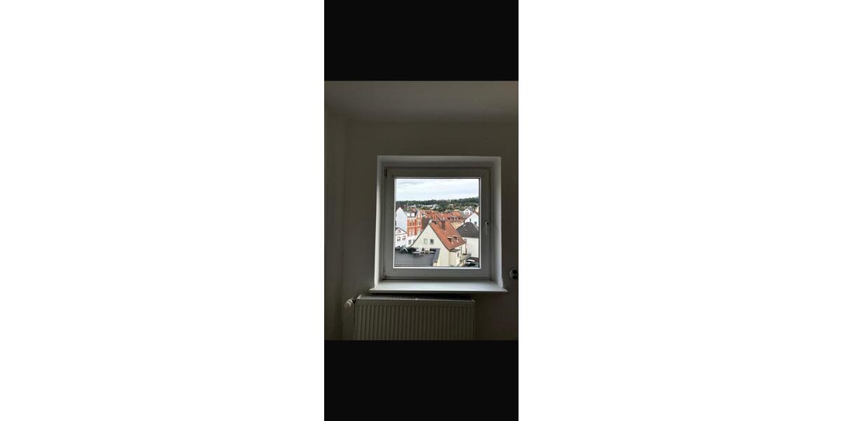 Dachgeschoßwohnung Bielefeld - 4 Zimmer, 100 m&sup2;, 1.110&euro; | Angebot:26539739