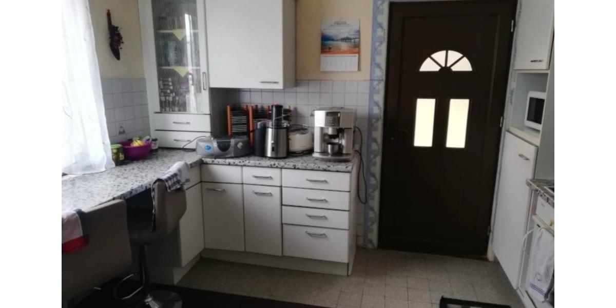 3 WG-Zimmer in 6er Wohngemeinschaft in großem Haus ab 01.01.2026 1 zimmer