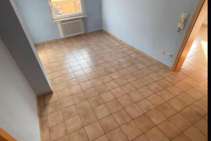 Wohnung Florstadt - 2.5 Zimmer, 68 m&sup2;, 800&euro; | Angebot:24717937
