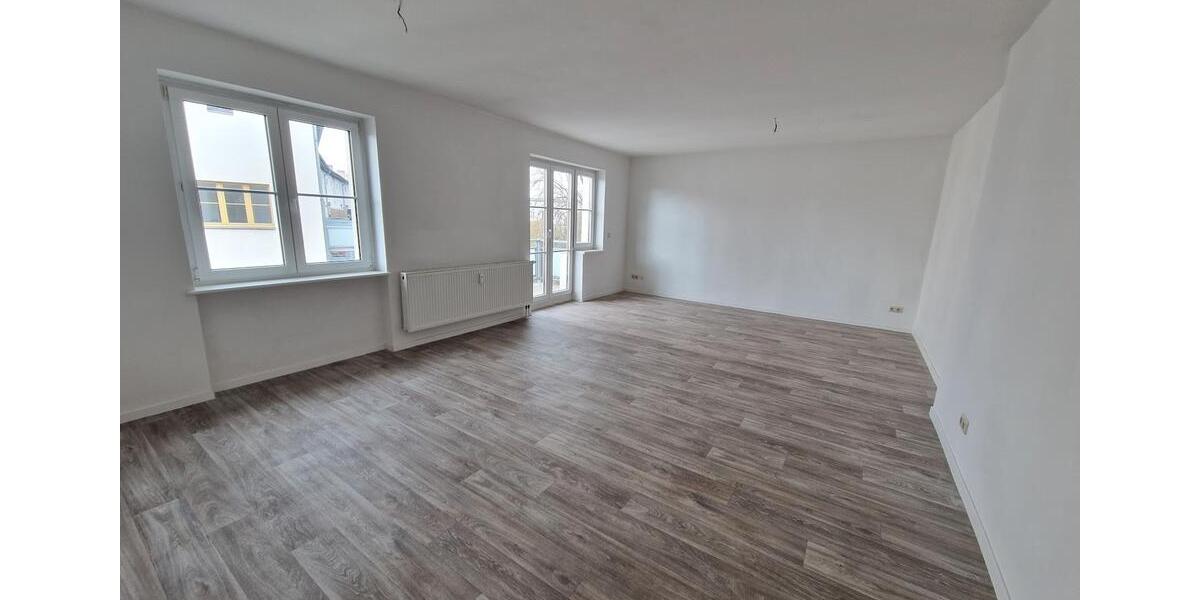 Etagenwohnung Magdeburg Neue Neustadt - 4 Zimmer, 92 m&sup2;, 643&euro; | Angebot:25547016