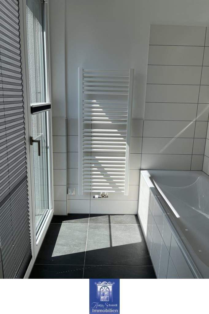 Attraktive Neubauwohnung mit Einbauküche und Loggia in der Dresdner Innenstadt! 2 zimmer