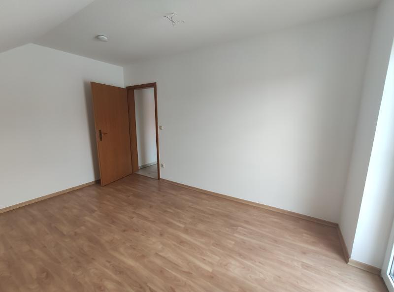 3 Zi. Wohnung (Nr. 6) im DG (2. OG) mit Balkon und Garage - Etagenwohnung Erlangen OT Dechsendorf | Angebot:24315669