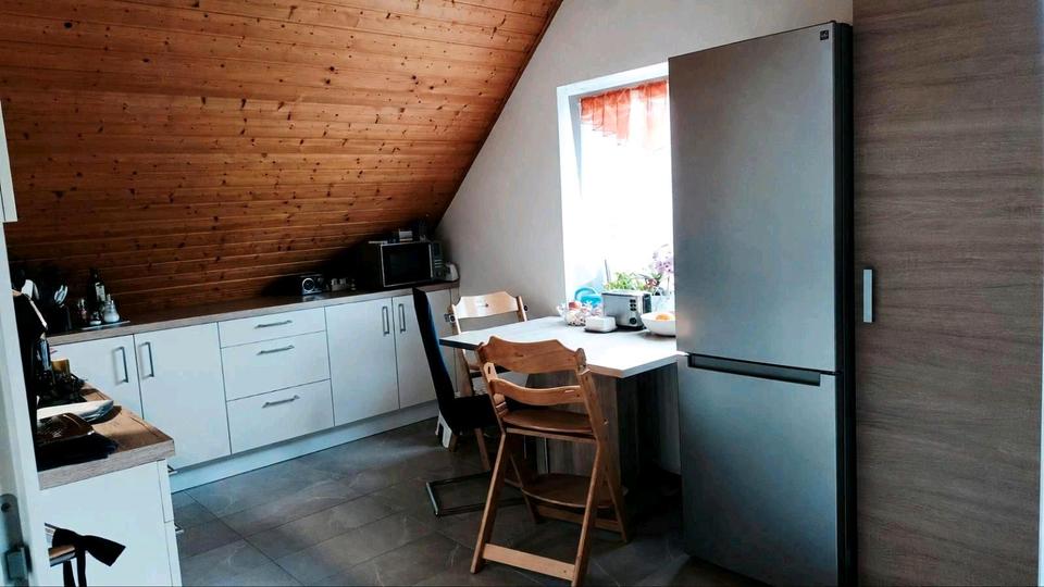 Dachgeschoßwohnung Wahrenholz - 3 Zimmer, 65 m&sup2;, 590&euro; | Angebot:26477625