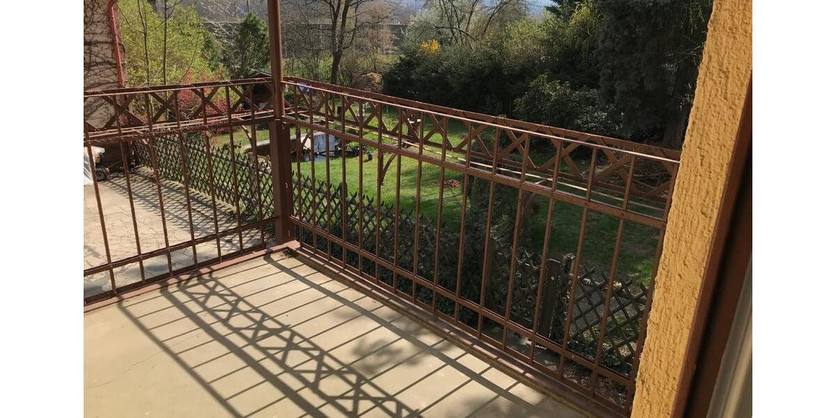 Werdau-West, Villa mit Stil, wenn es etwas ganz Besonderes sein soll, Doppelgarage 4 zimmer