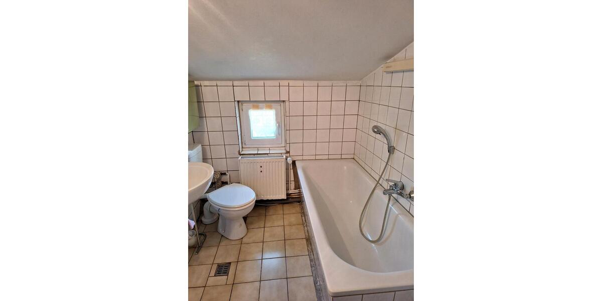 Dachgeschoßwohnung Prenzlau - 1 Zimmer, 27 m&sup2;, 420&euro; | Angebot:25942021