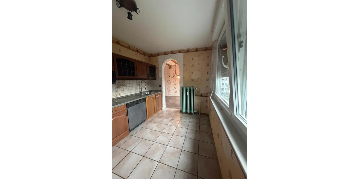 Etagenwohnung Ludwigshafen am Rhein Edigheim - 4 Zimmer, 106 m&sup2;, 1.750&euro; | Angebot:26097178