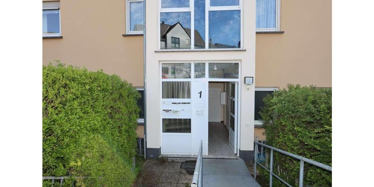 Etagenwohnung Hillesheim - 3 Zimmer, 84 m&sup2;, 600&euro; | Angebot:26313349