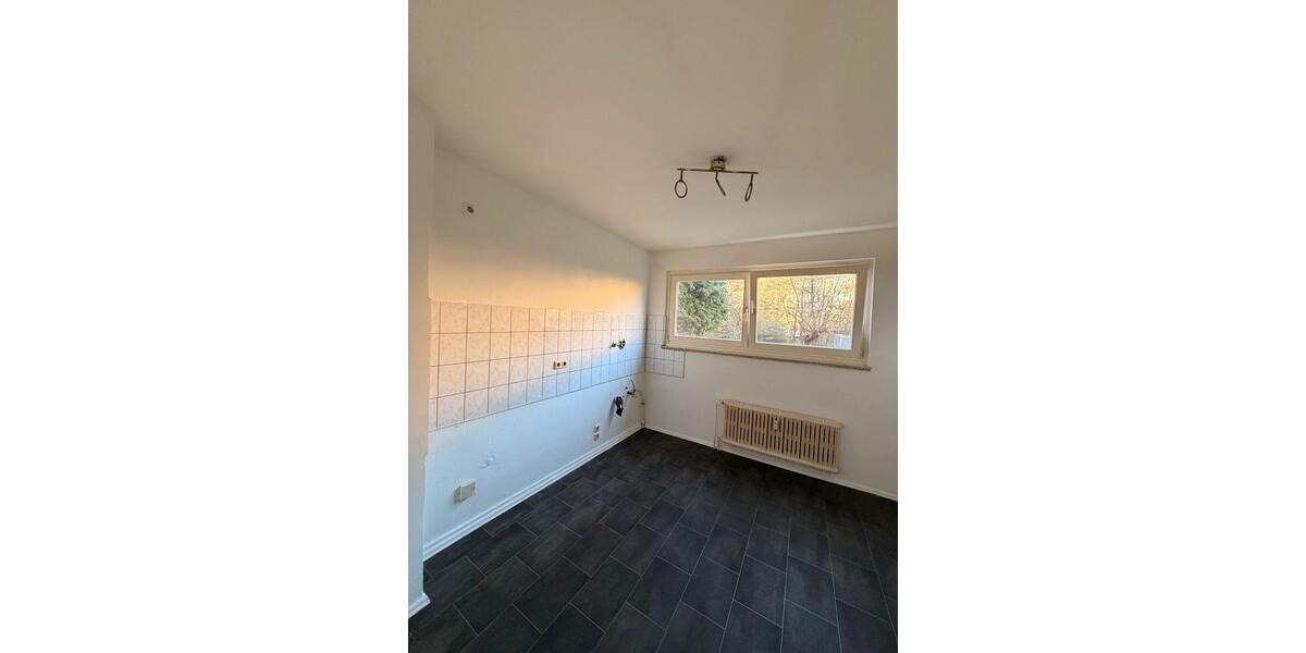Etagenwohnung Crimmitschau - 2 Zimmer, 52 m&sup2;, 300&euro; | Angebot:26676957