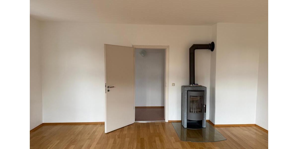Etagenwohnung Bruckberg - 5 Zimmer, 149 m&sup2;, 1.424&euro; | Angebot:26144839