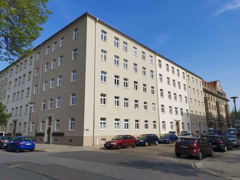 Wohnung zum Mieten in Dresden 450 € 65.39 m² 3 zimmer