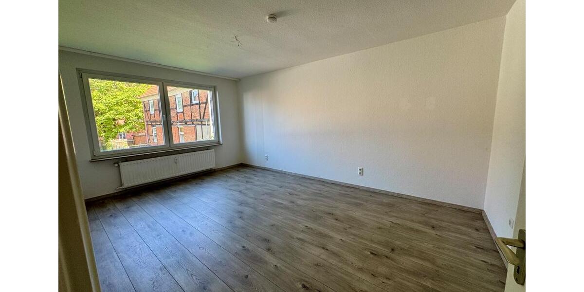 Etagenwohnung Nienburg (Weser) - 5 Zimmer, 107 m&sup2;, 990&euro; | Angebot:24347326