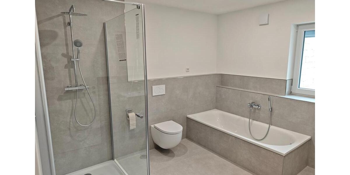 Etagenwohnung Hammelburg - 3.5 Zimmer, 111 m&sup2;, 1.200&euro; | Angebot:26614914