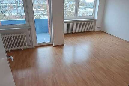Wohnung Wittmund - 3 Zimmer, 74 m&sup2;, 552&euro; | Angebot:24871539
