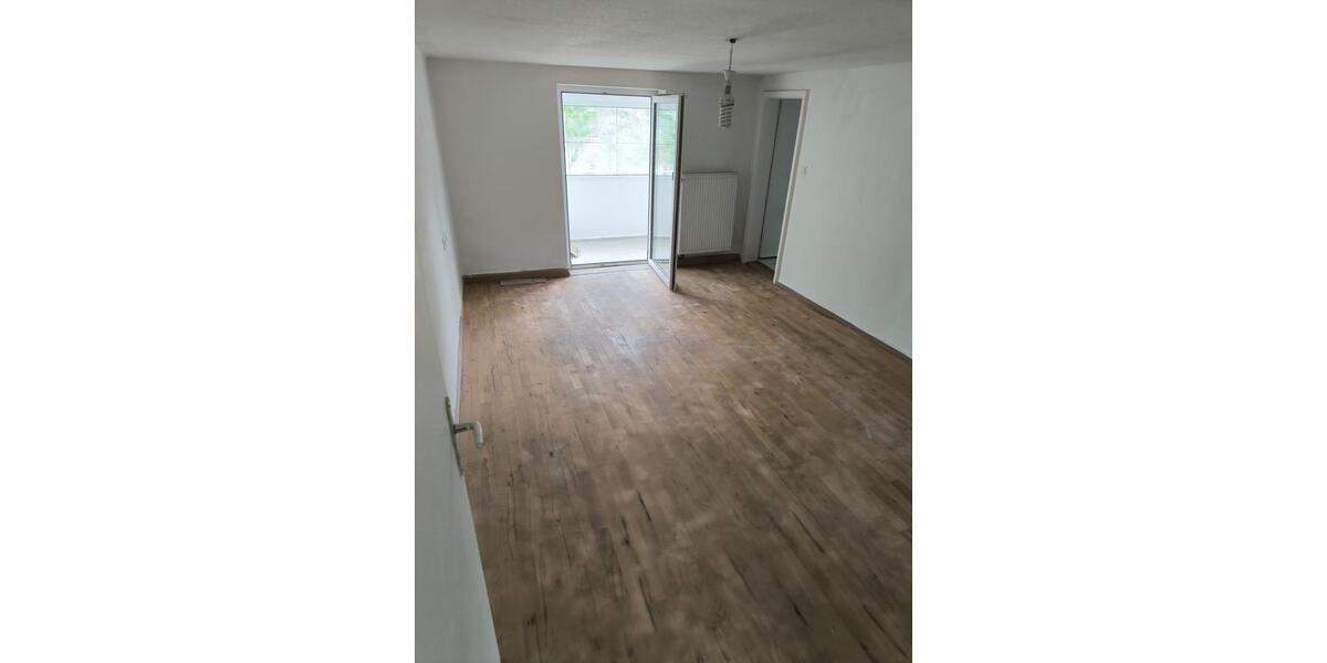 Etagenwohnung Krumbach (Schwaben) - 4 Zimmer, 70 m&sup2;, 2.000&euro; | Angebot:26635827