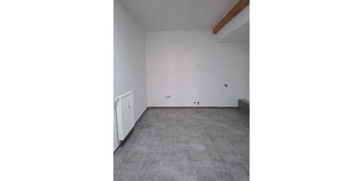 Erdgeschoßwohnung Vilshofen an der Donau - 4 Zimmer, 110 m&sup2;, 1.000&euro; | Angebot:25376383