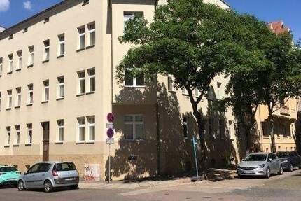 Wohnung ohne DurchgangsZimmer, Bad mit Wanne und Fenster!