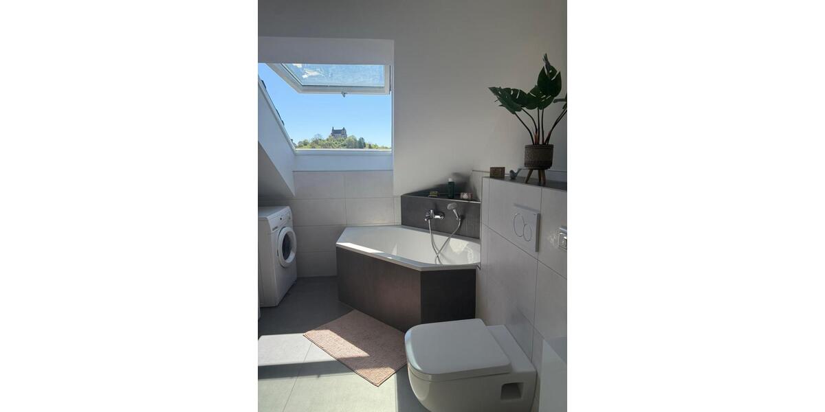 Dachgeschoßwohnung Fulda - 1 Zimmer, 120 m&sup2;, 1.300&euro; | Angebot:26680405