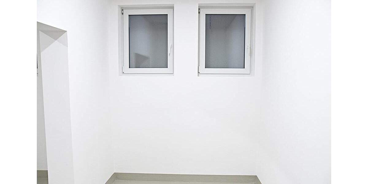 Gewerbeobjekt Düsseldorf Stadtbezirk 9 - 300&euro; | Angebot:24864761