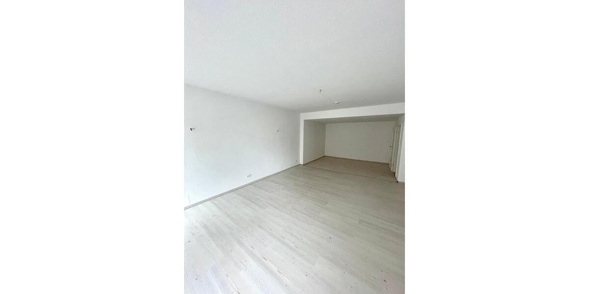 Etagenwohnung Braunschweig - 4 Zimmer, 144 m&sup2;, 1.149&euro; | Angebot:24535970