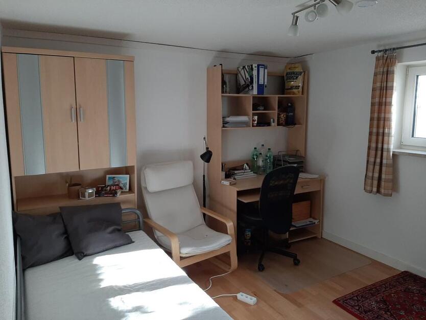 Möbliertes Zimmer in Untermiete im Münchner Südosten