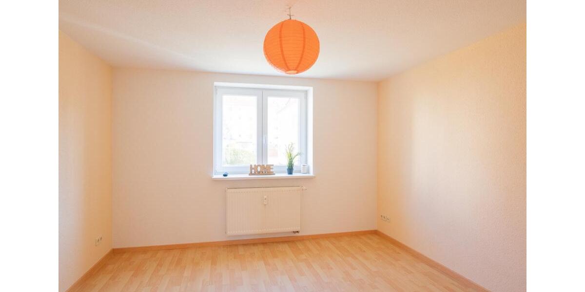Dachgeschoßwohnung Roßwein - 1 Zimmer, 34 m&sup2;, 210&euro; | Angebot:25322150