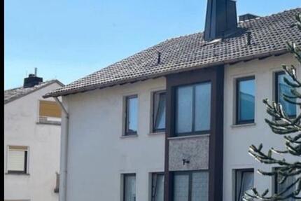 Zur Vermietung - 3 Zimmer-Wohnung mit Balkon & Keller 3 zimmer