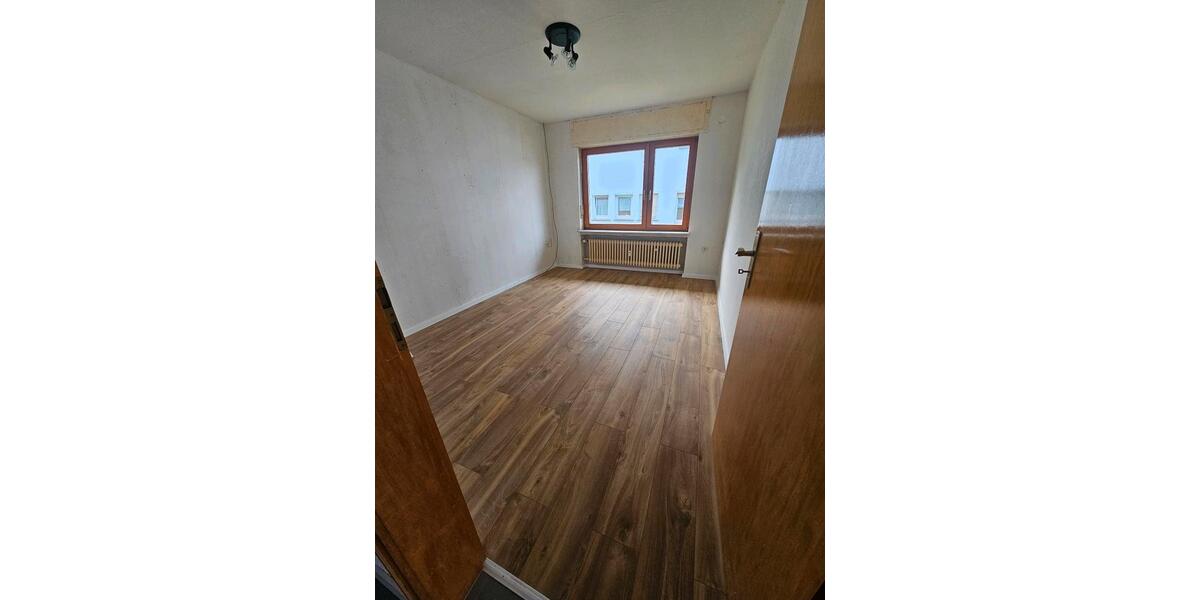 Etagenwohnung Heringen (Werra) - 3 Zimmer, 85 m&sup2;, 650&euro; | Angebot:23997602