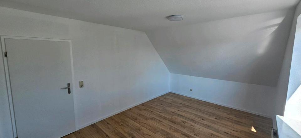 Dachgeschoßwohnung Dörverden - 4.5 Zimmer, 85 m&sup2;, 900&euro; | Angebot:26612191