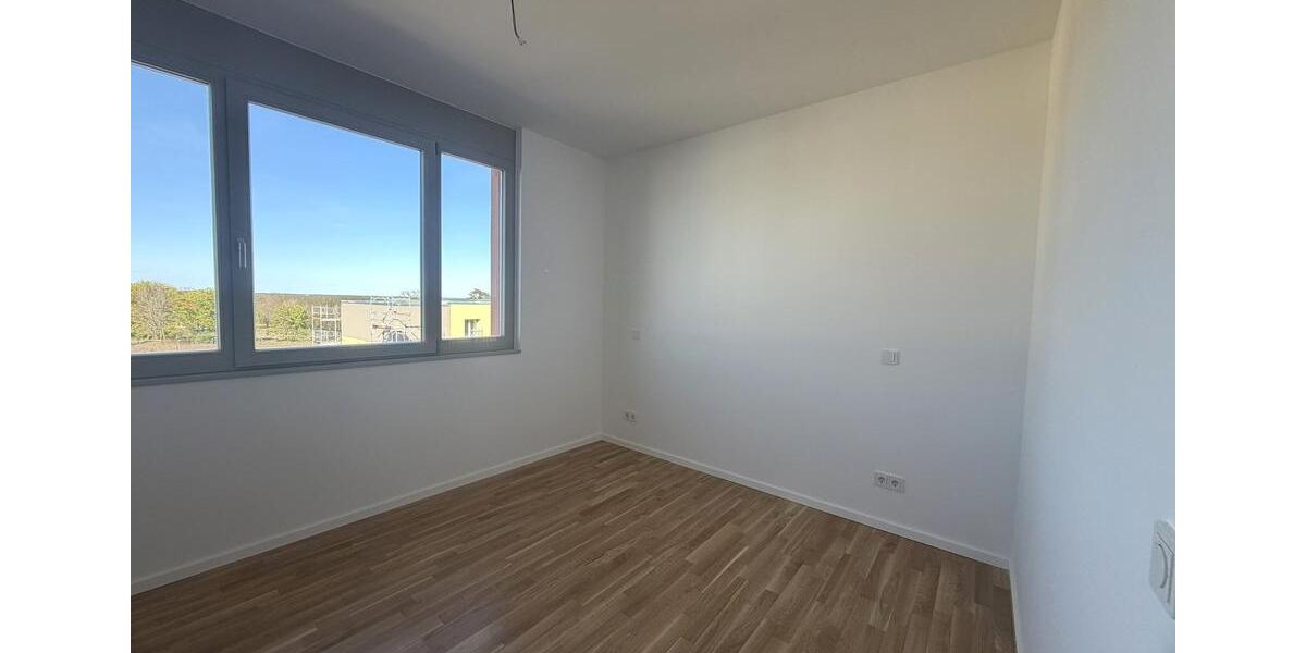 Etagenwohnung Nauen - 3 Zimmer, 70 m&sup2;, 985&euro; | Angebot:26425442