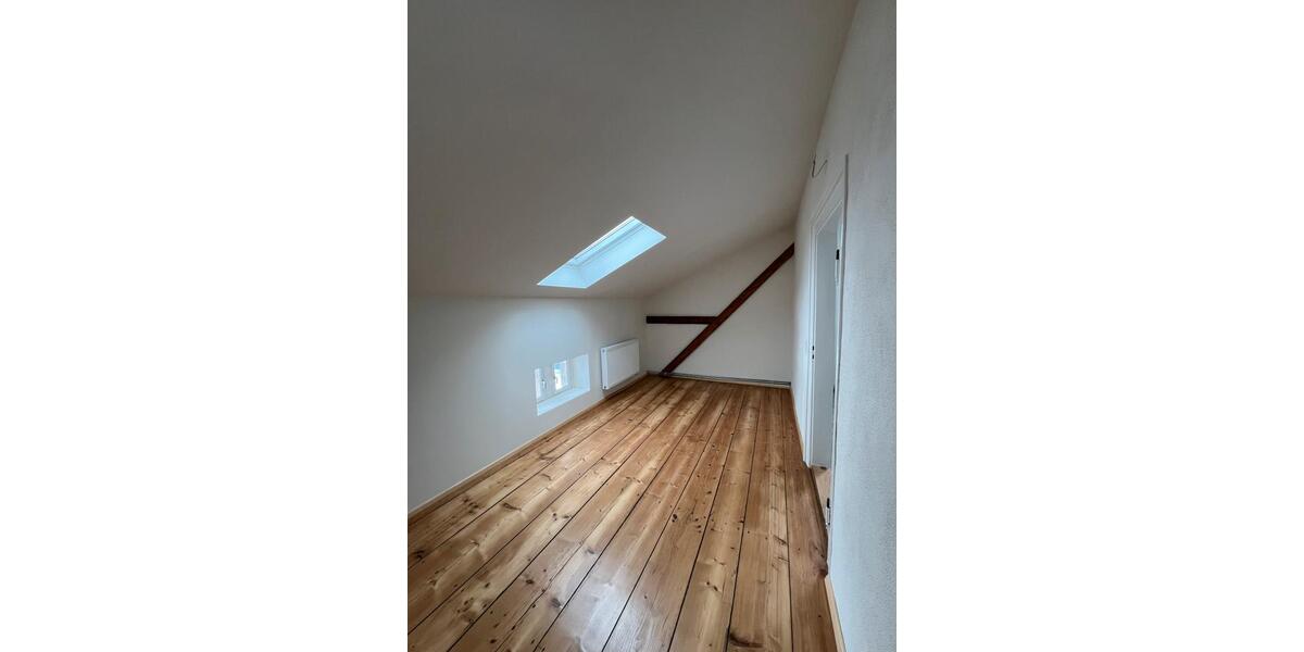 Dachgeschoßwohnung Sohland an der Spree - 4 Zimmer, 95 m&sup2;, 570&euro; | Angebot:24429756
