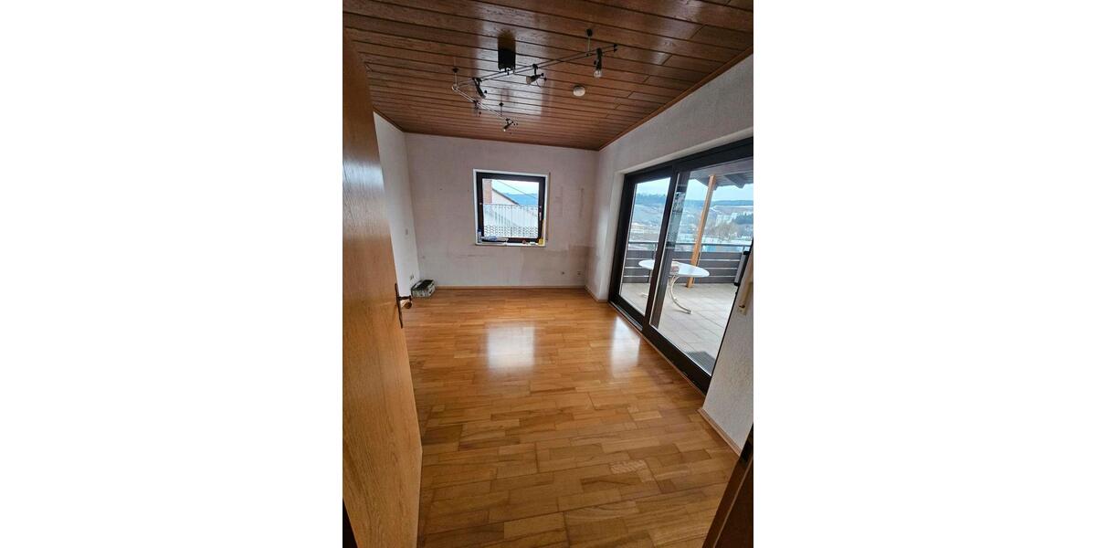 Wohnen auf Zeit Blaustein - 3 Zimmer, 164 m&sup2;, 2.150&euro; | Angebot:24856882