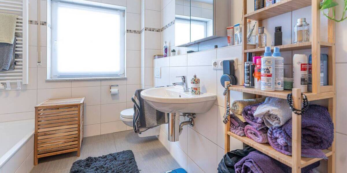 Etagenwohnung Straubing - 3 Zimmer, 74 m&sup2;, 790&euro; | Angebot:26778230