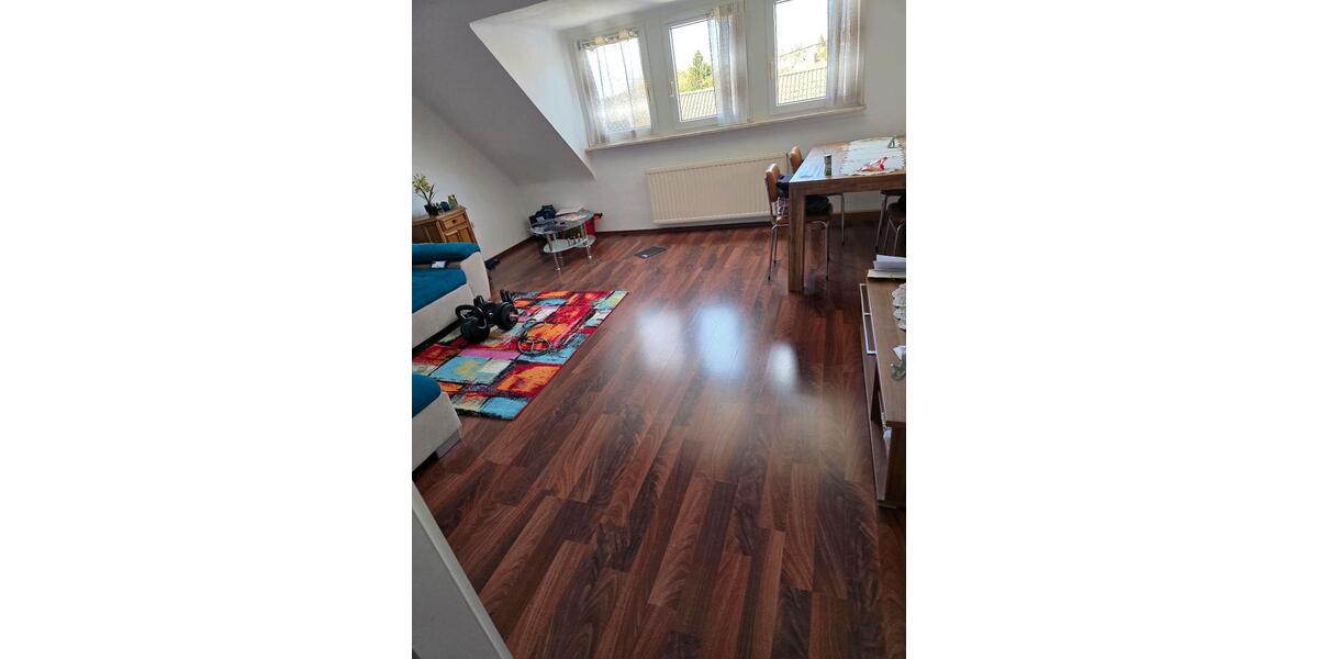 Dachgeschoßwohnung Neunkirchen - 2 Zimmer, 75 m&sup2;, 550&euro; | Angebot:26592860