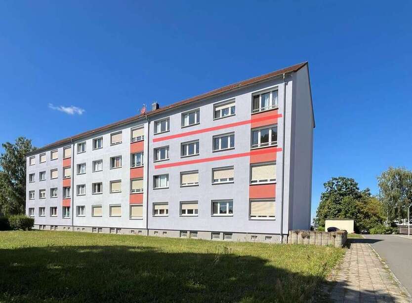 Wohnung zum Mieten in Rötha 650 € 78 m²