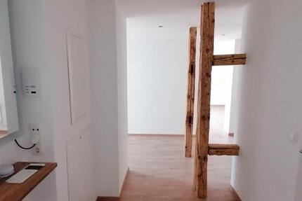 Wohnung Sonneberg - 2 Zimmer, 62 m&sup2;, 590&euro; | Angebot:27598660