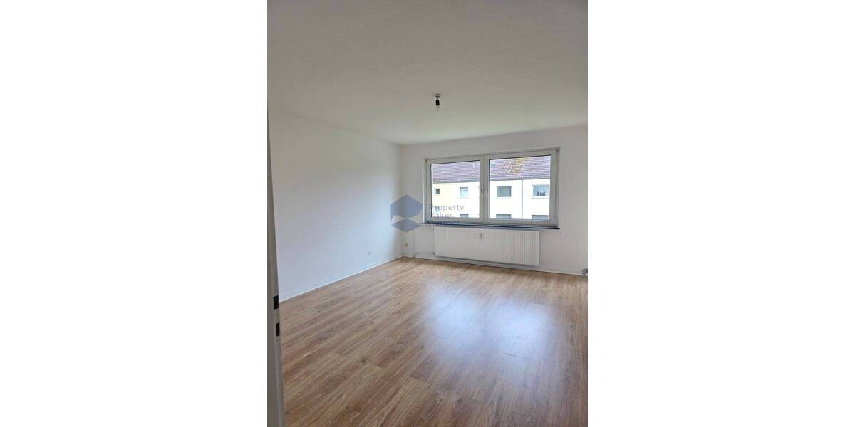 Etagenwohnung Bergen - 3 Zimmer, 64 m&sup2;, 449&euro; | Angebot:26731135